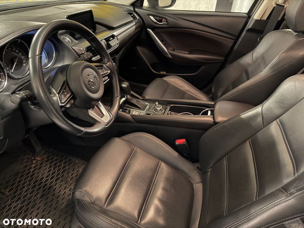 Mazda 6 - 16