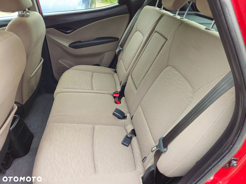 Hyundai ix20 1.4 BlueDrive Comfort - 24