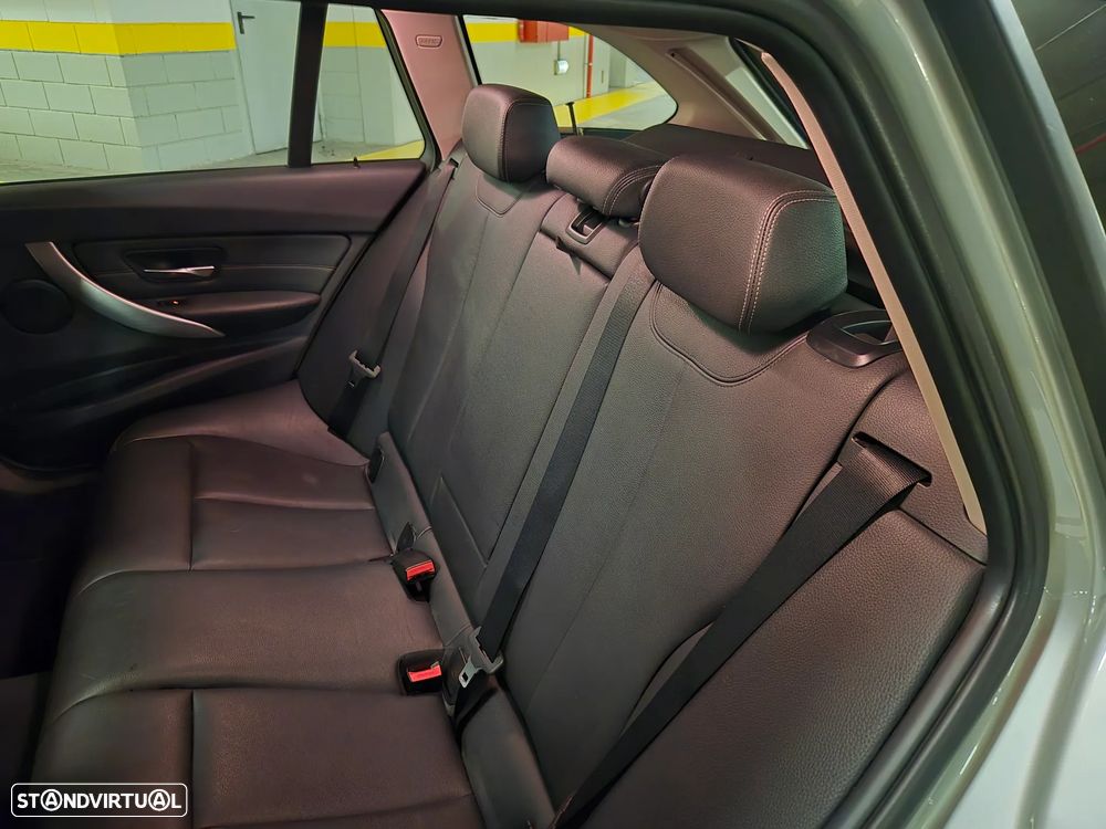 BMW 320 d EfficientDynamics Line Modern Auto - 34