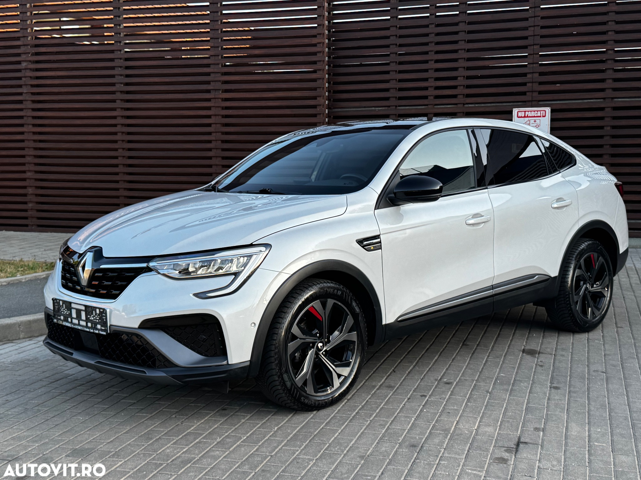 Renault Arkana TCe 140 EDC R.S. LINE - 7