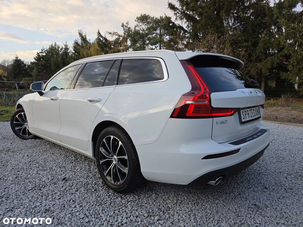Volvo V60 B4 D Geartronic Momentum Pro - 29
