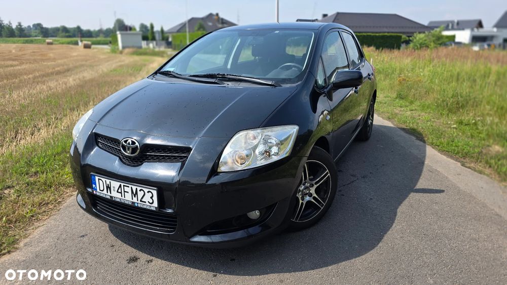 Toyota Auris 1.6 VVT-i Luna - 2