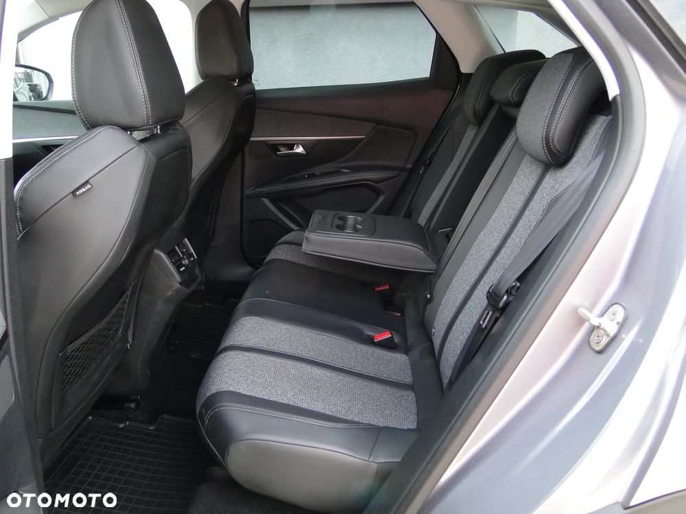 Peugeot 3008 BlueHDi 130 Stop & Start Roadtrip - 30