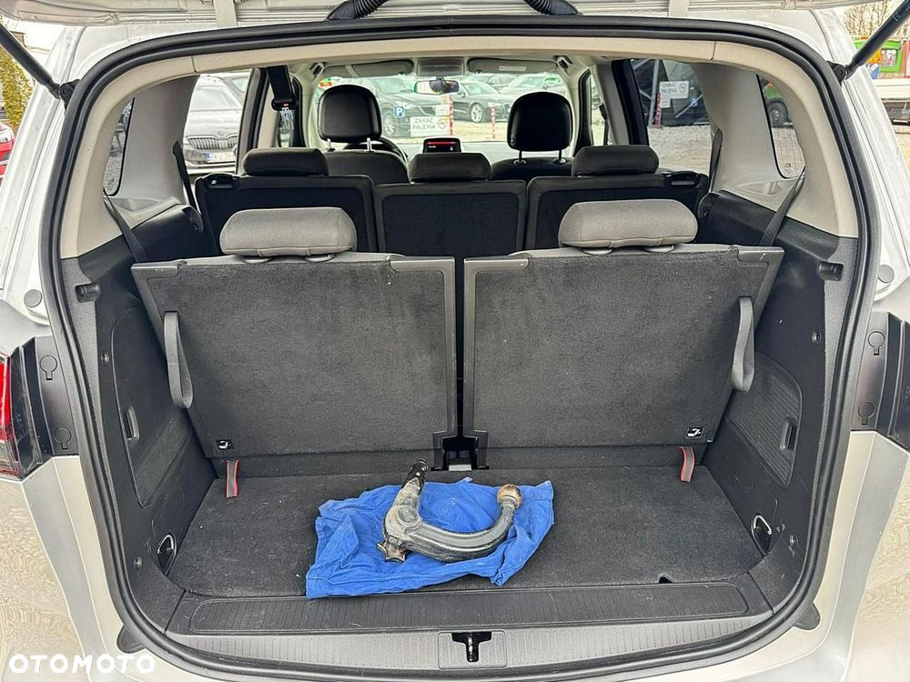 Opel Zafira - 15
