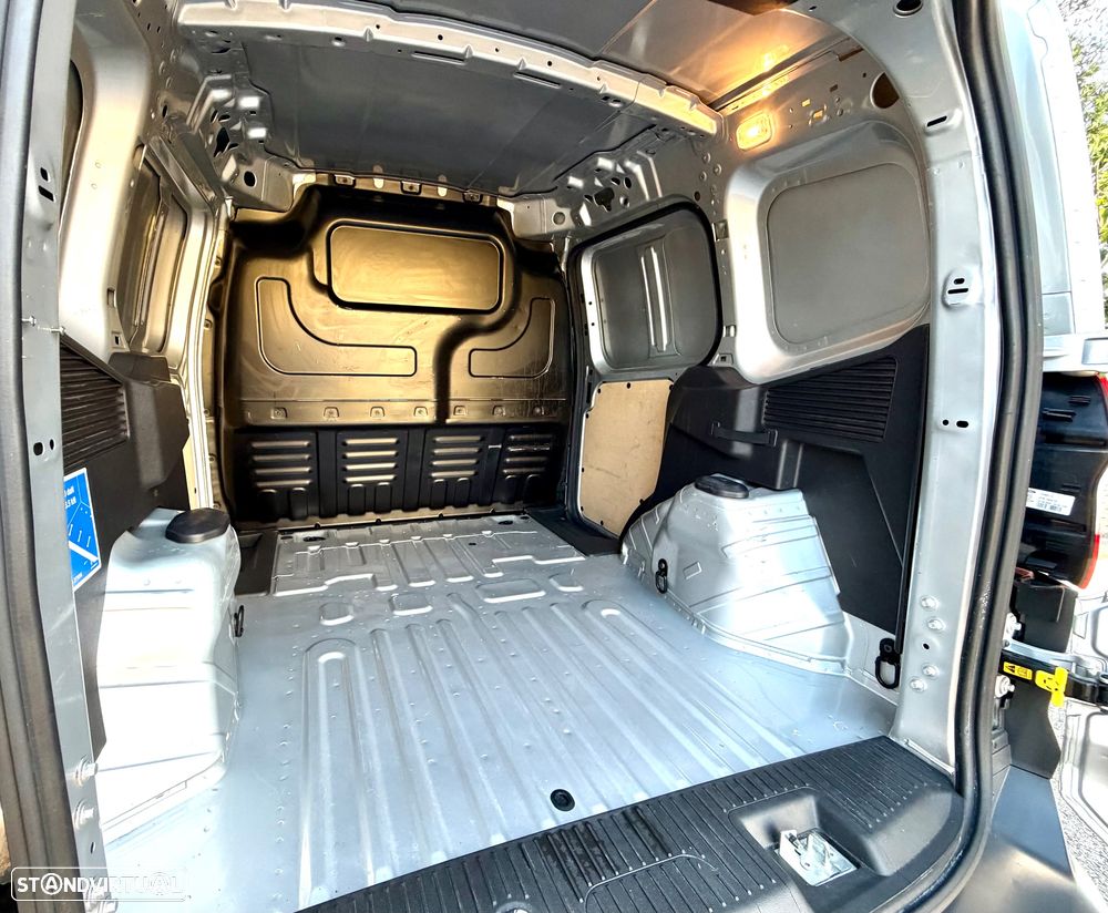 Ford Transit Courier 1.5TDCi 100cv TREND | IVA DEDUTÍVEL! | 1 DONO - 17