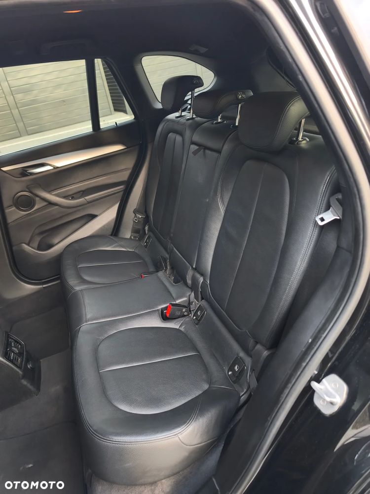 BMW X1 sDrive18d Advantage sport - 22