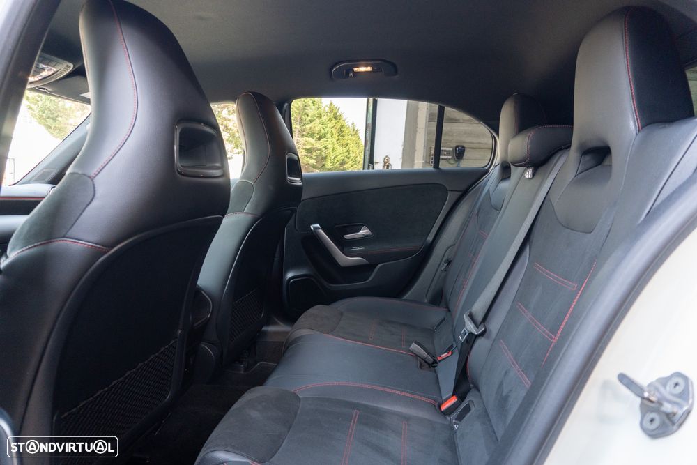 Mercedes-Benz A 180 7G-DCT AMG Line - 18