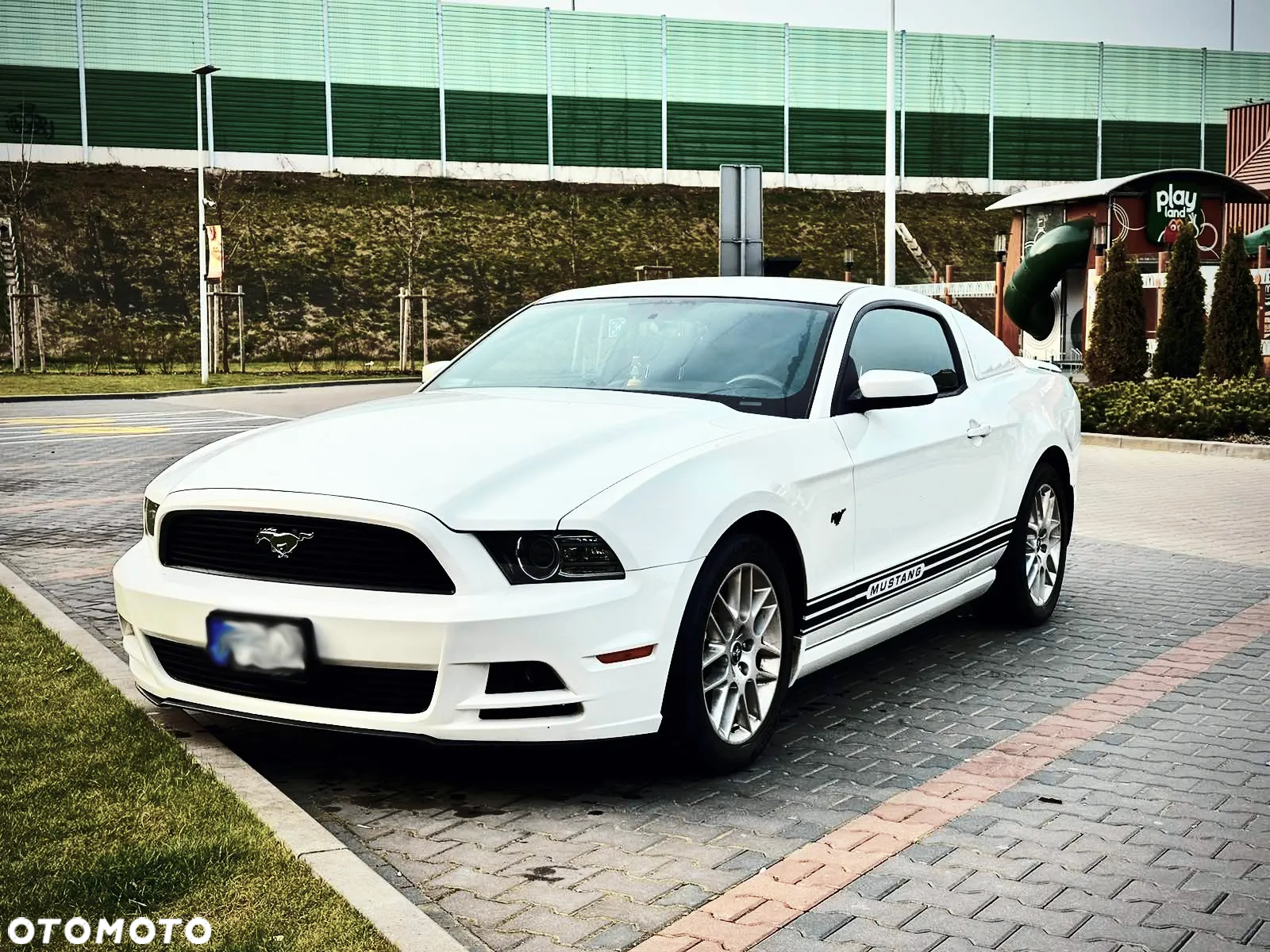 Ford Mustang - 3