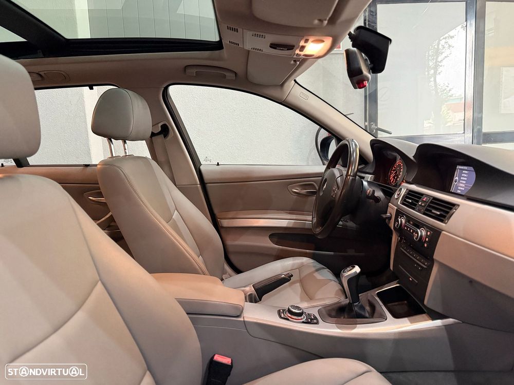 BMW 320 d Navigation - 26
