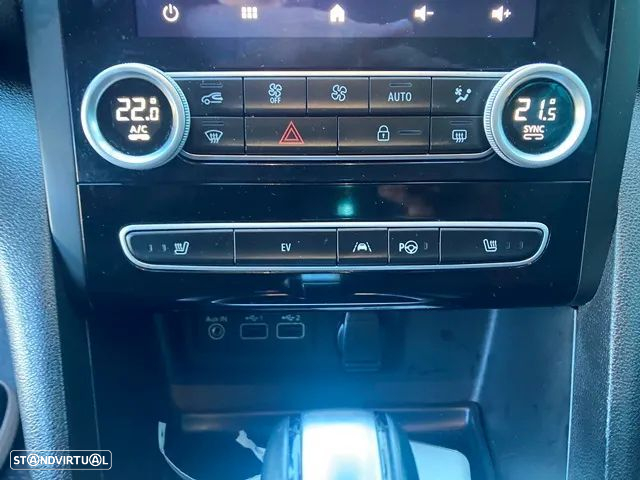 Renault Mégane Sport Tourer 1.6 E-Tech Plug-In Hybrid R.S. Line - 31