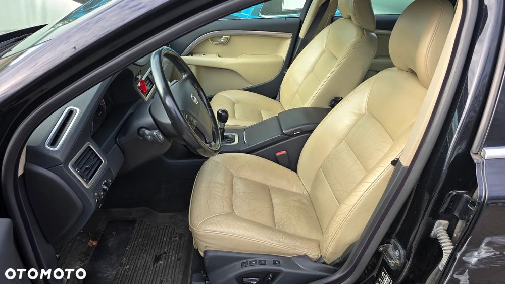 Volvo V70 - 14