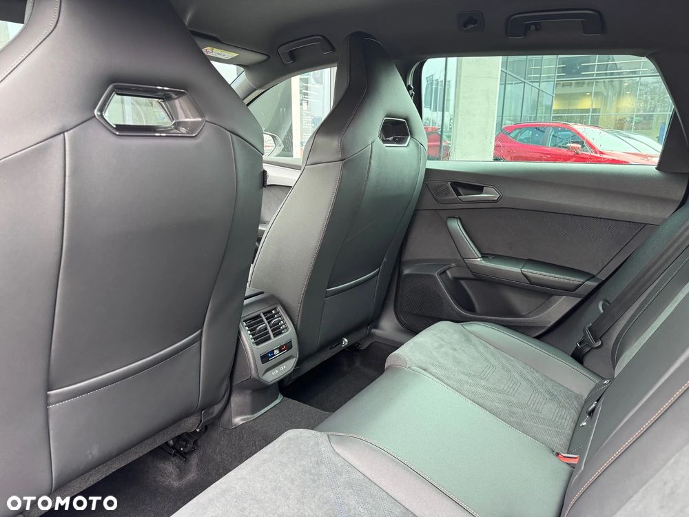 Cupra Leon 1.5 eTSI DSG - 14