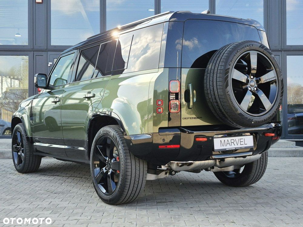 Land Rover Defender - 11