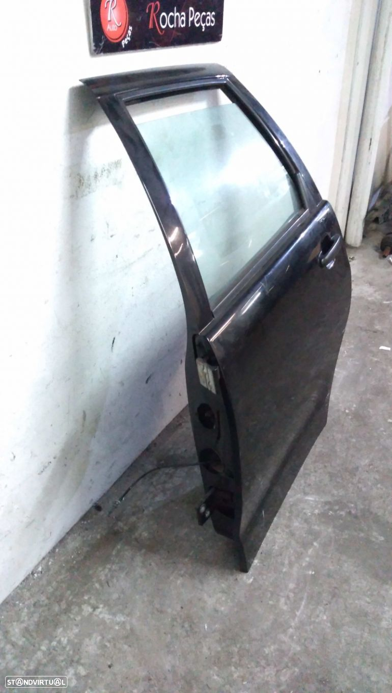 Porta Trás Esq Volkswagen Polo Classic (6V2) - 2