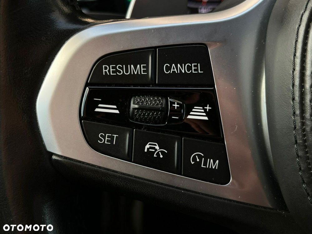 BMW Seria 5 520d xDrive M Sport Edition - 18