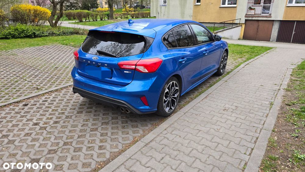 Ford Focus 1.0 EcoBoost ST-Line X - 4