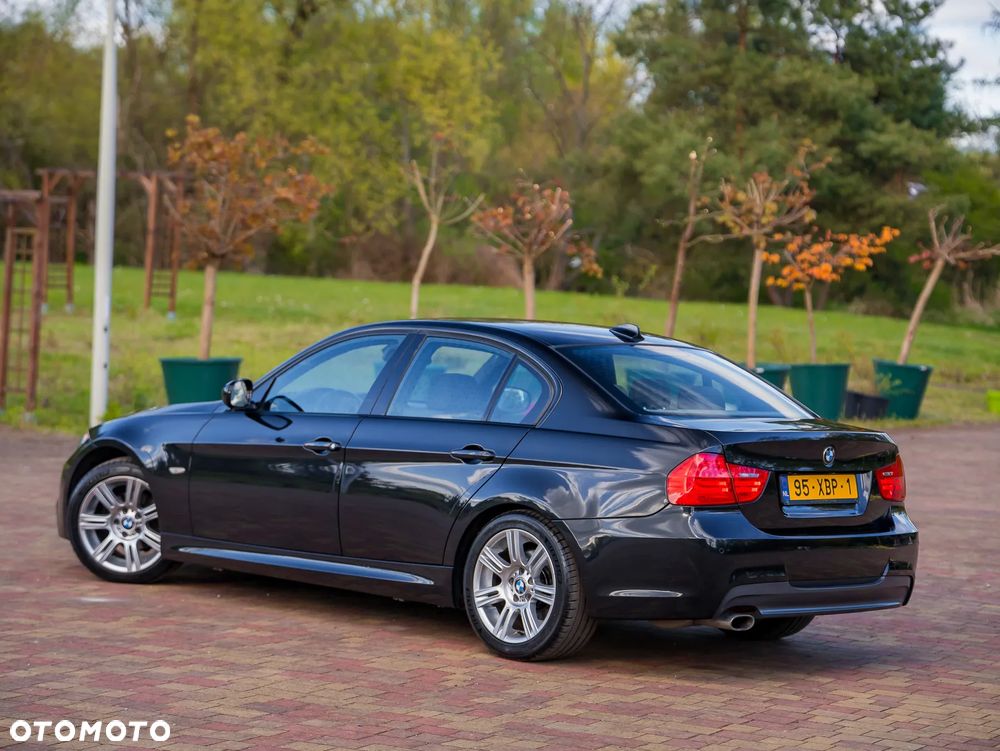 BMW Seria 3 318i Edition Sport - 6