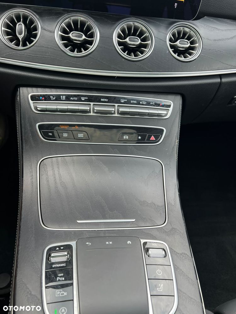 Mercedes-Benz Klasa E 400 d 4Matic 9G-TRONIC AMG Line - 11