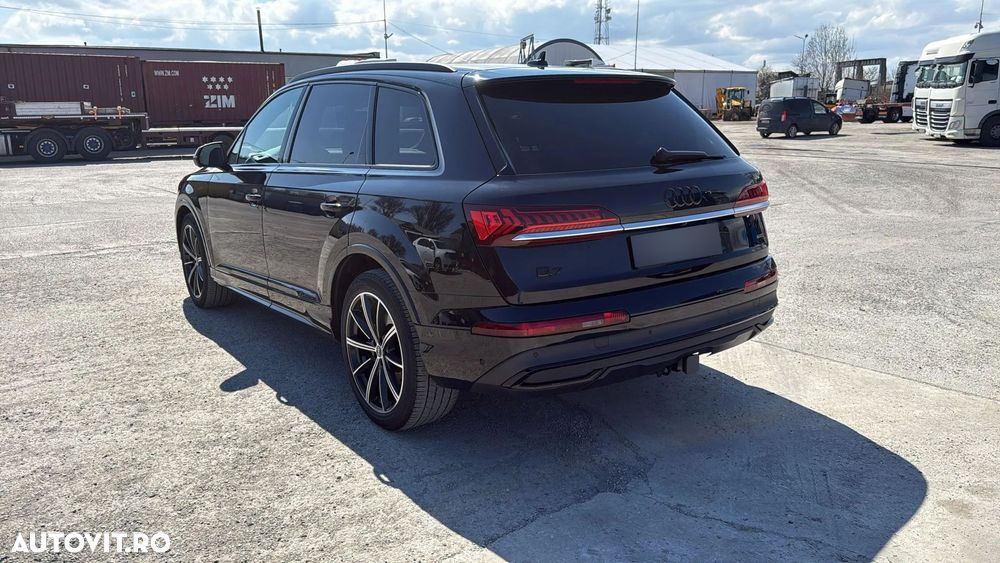 Audi Q7 55 TFSI quattro Tiptronic competition plus - 4