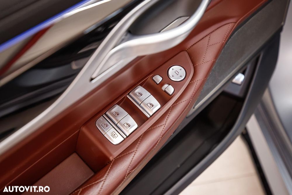 BMW Seria 7 - 37