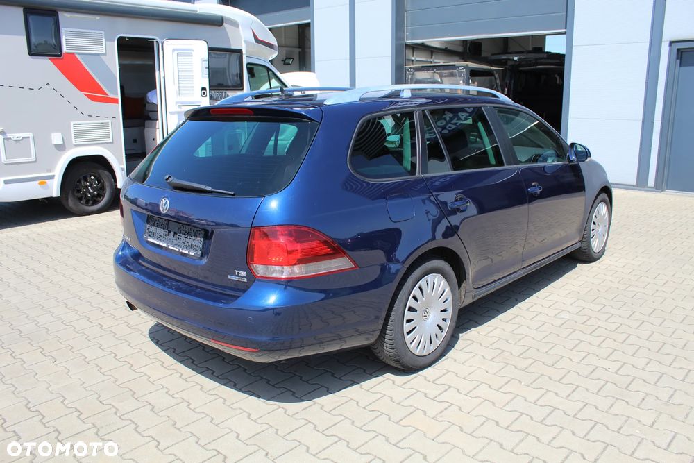 Volkswagen Golf - 5