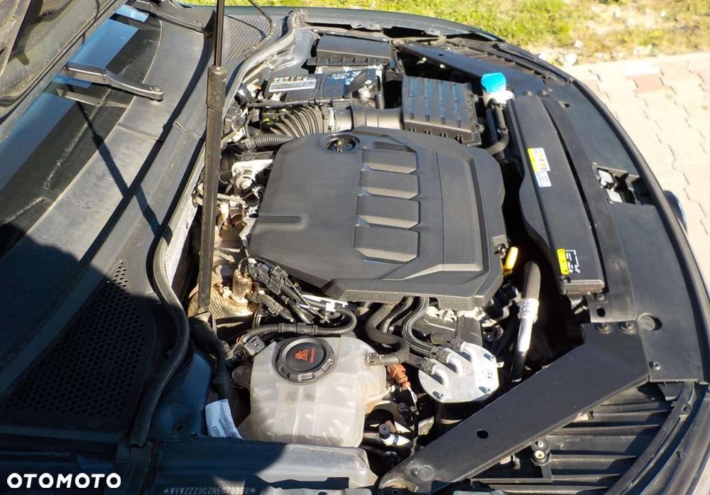 Volkswagen Passat - 5