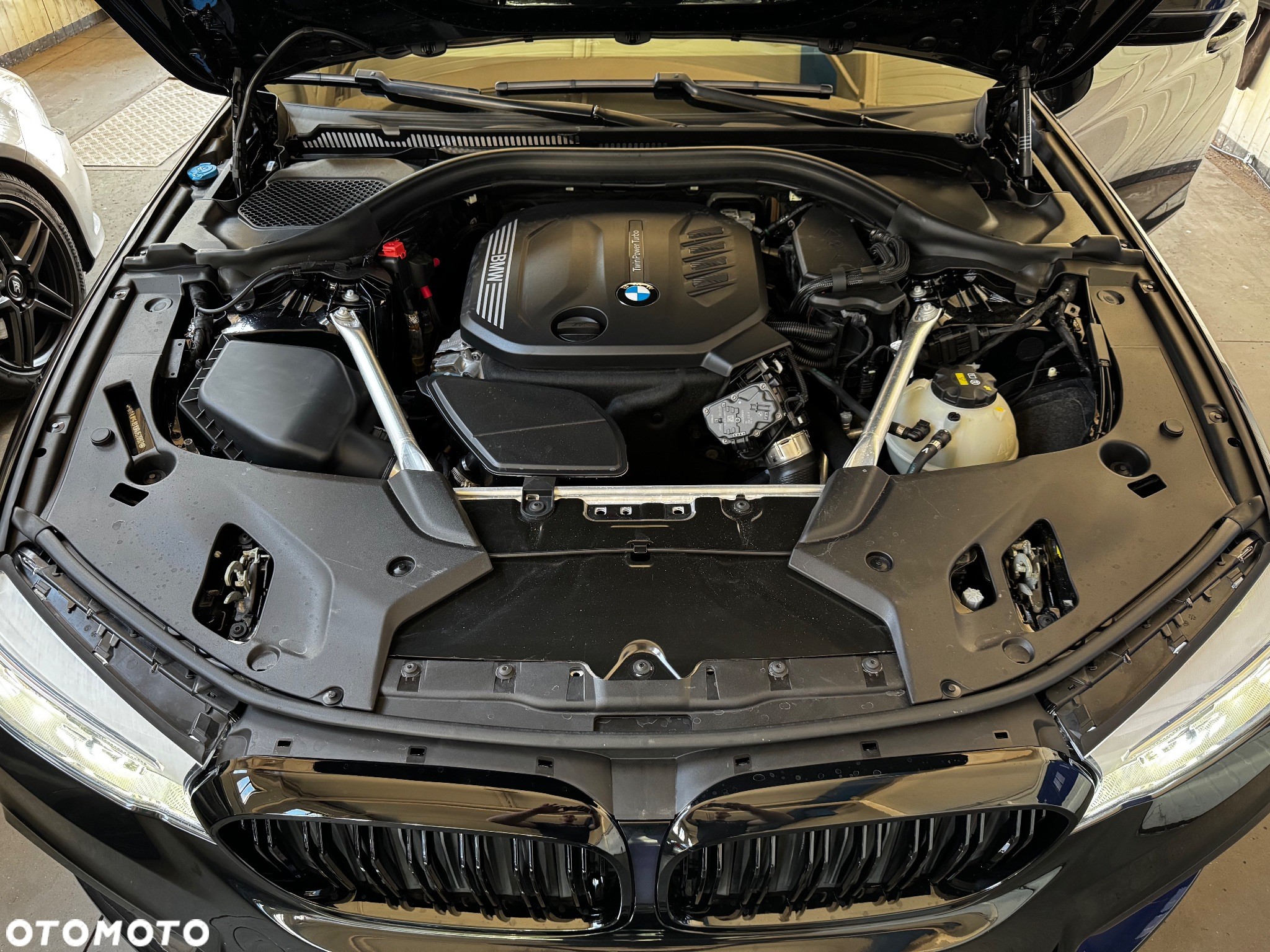 BMW Seria 5 520d M Sport sport - 21