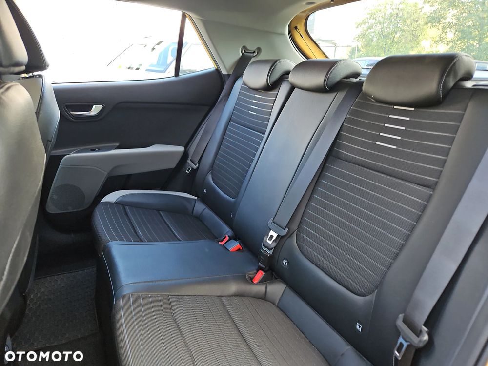Kia Stonic 1.0 T-GDI L - 16