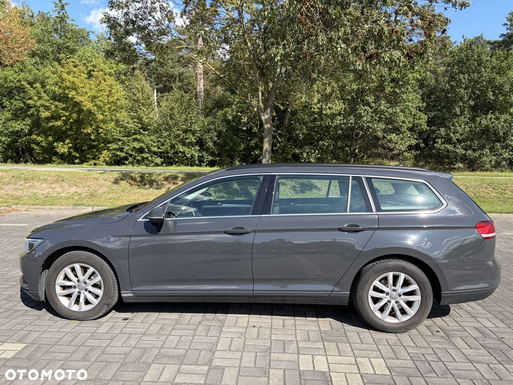 Volkswagen Passat 1.6 TDI (BlueMotion Technology) Comfortline - 1