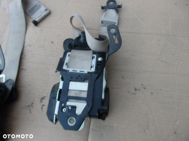 BMW  7 F01 5 F10 F11 M5 PAS BEZPIECZEŃSTWA LEWY 625985300A   RAF-AUTO CZĘŚCI BMW - 1