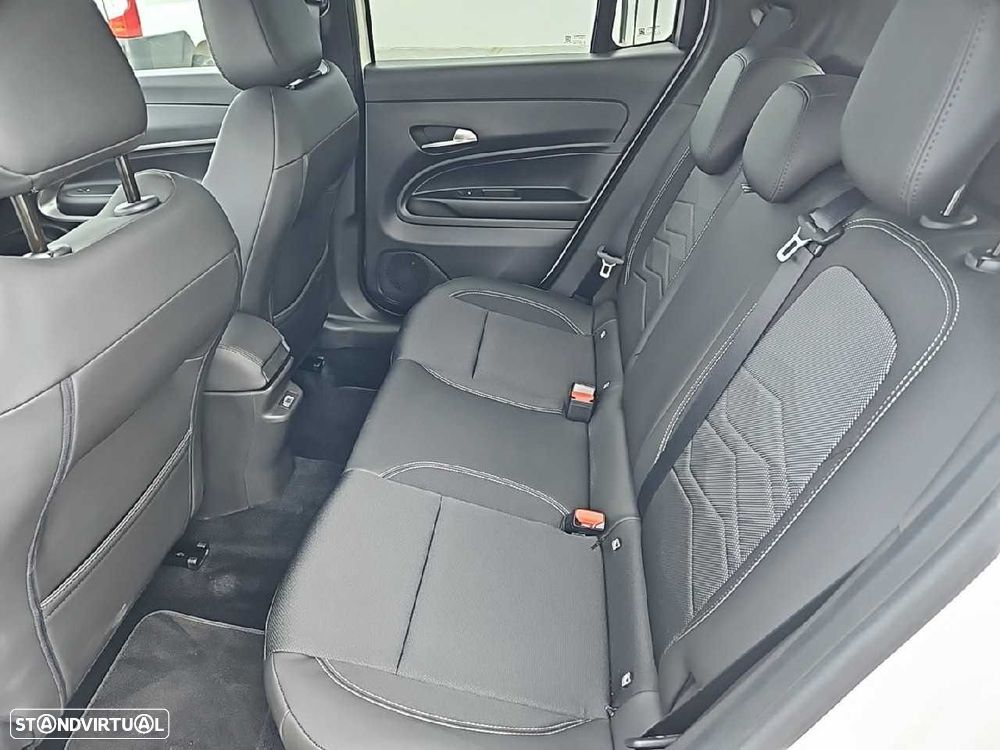 Jeep Avenger 1.2 e-Hybrid Summit DCT - 10