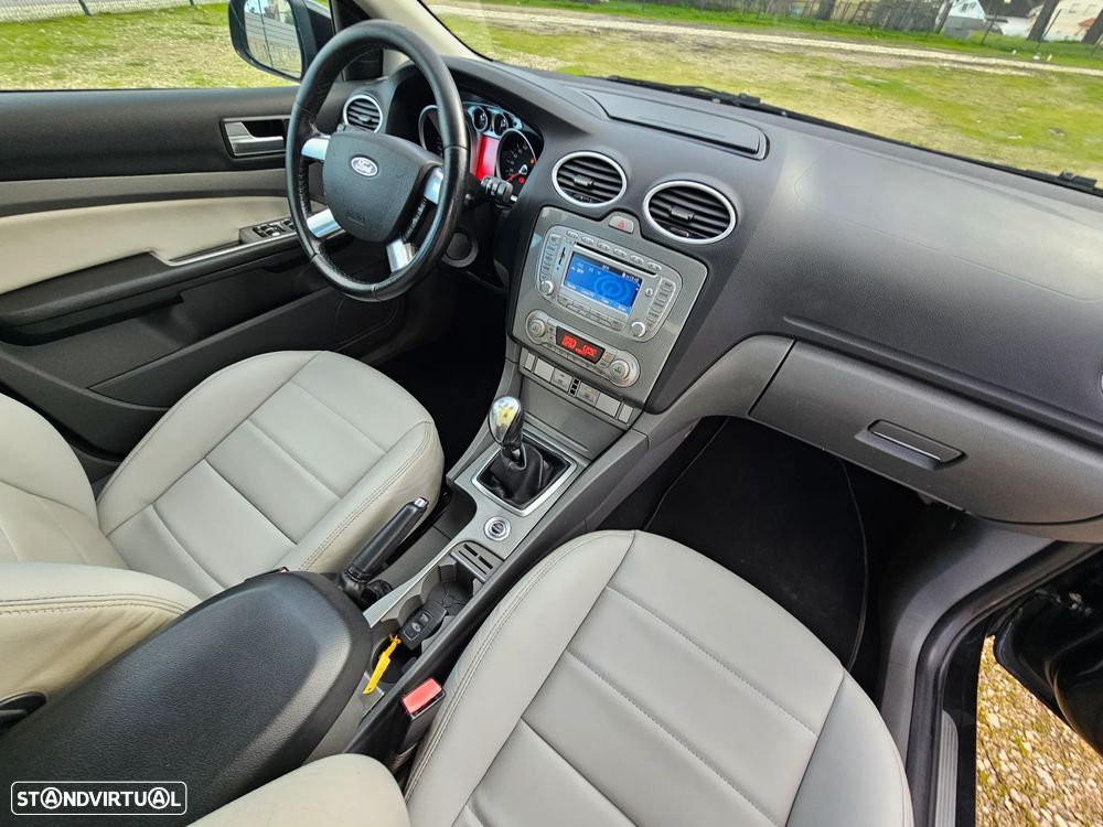 Ford Focus SW 1.6 TDCi DPF Titanium - 13