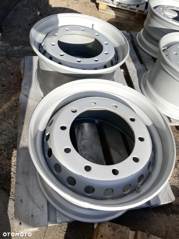 Odnowione Felgi naczepowe 22,5 x11,75  Et 120