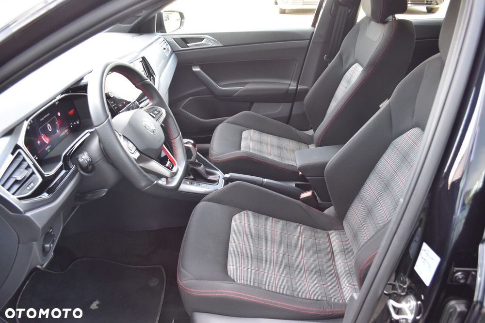 Volkswagen Polo - 28