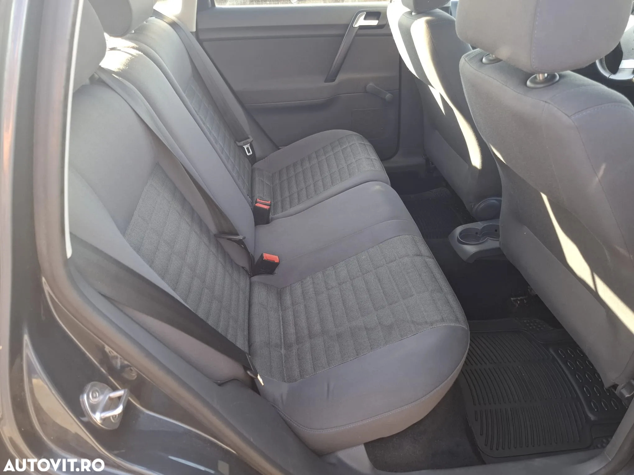 Volkswagen Polo 1.4 Sportline - 8