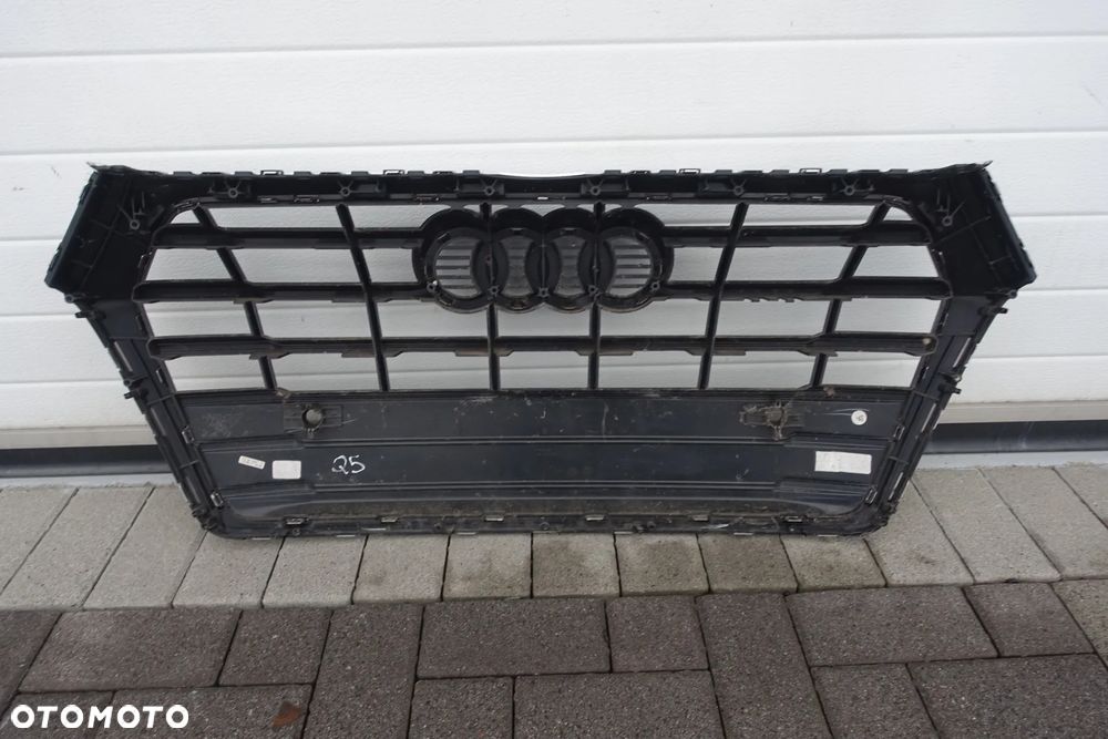 ATRAPA GRILL AUDI Q5 II 16r.- PDC  80A853651 - 4