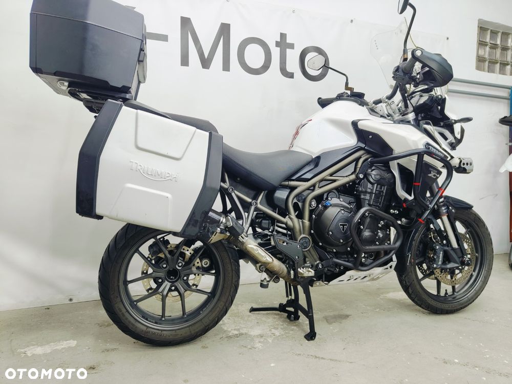 Triumph Tiger - 9