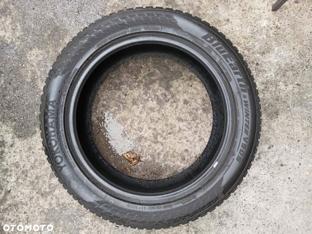 225/55R19 Yokohama Bluearth Winter V905 komplet opon zima 6,6mm - 7