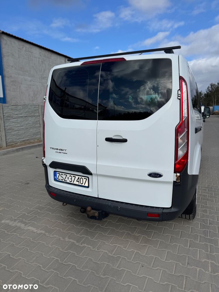 Ford Transit Custom - 11