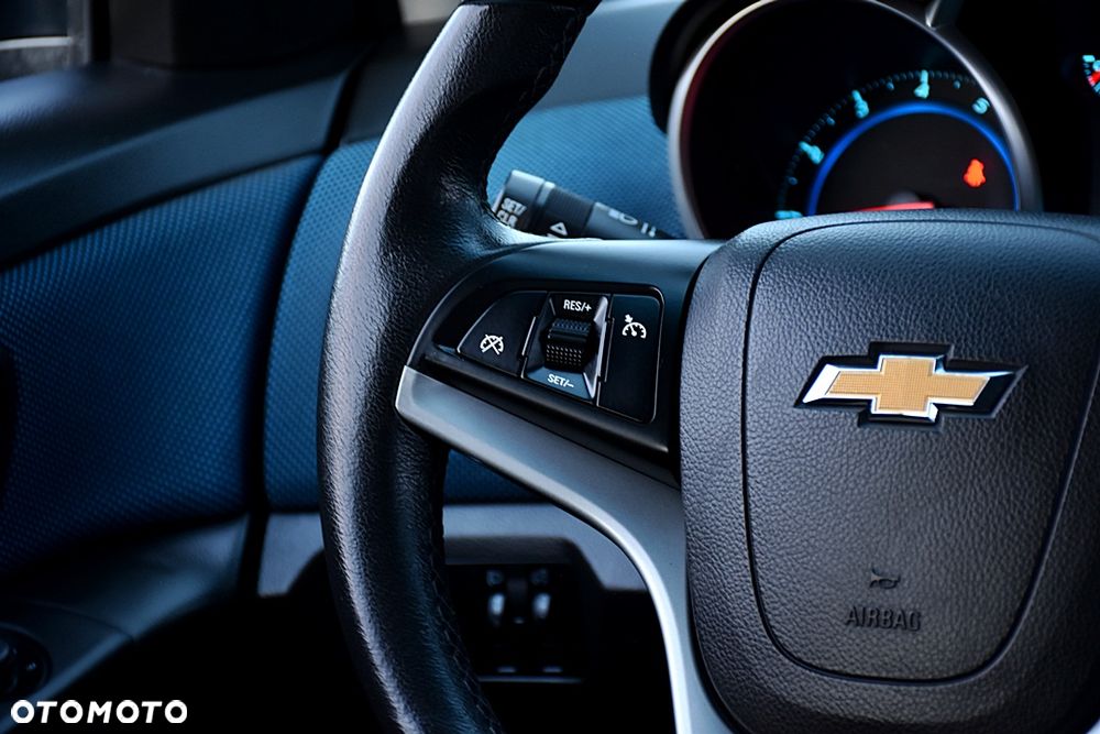 Chevrolet Cruze 1.8 LS+ - 20
