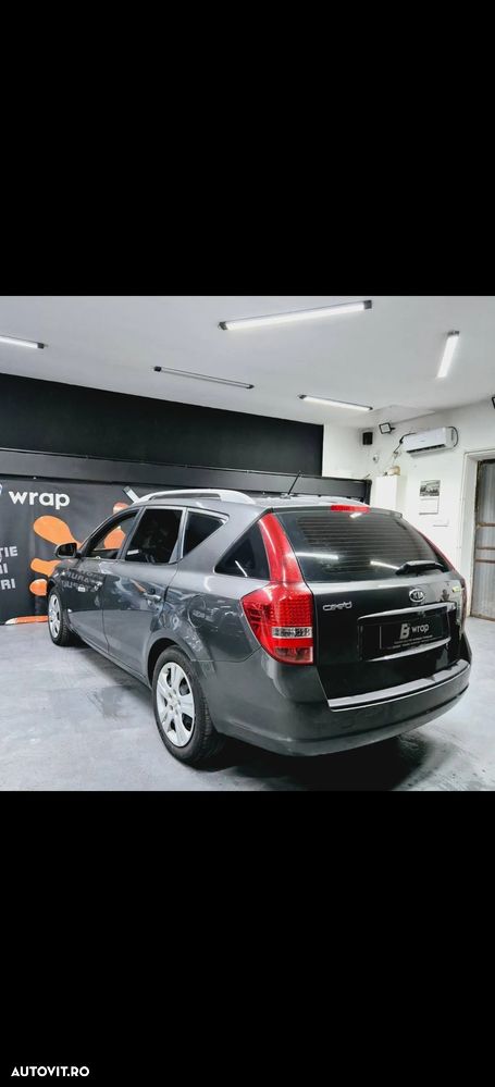 Kia Ceed 1.6 CRDi SW ISG Spirit - 4