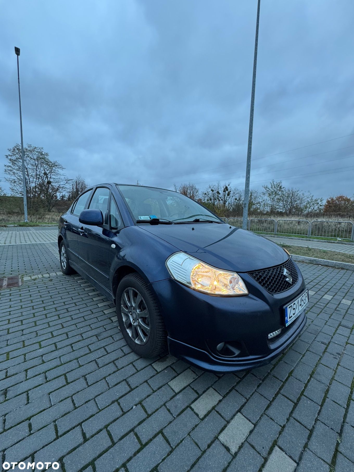 Suzuki SX4 1.6 GS / Premium - 1