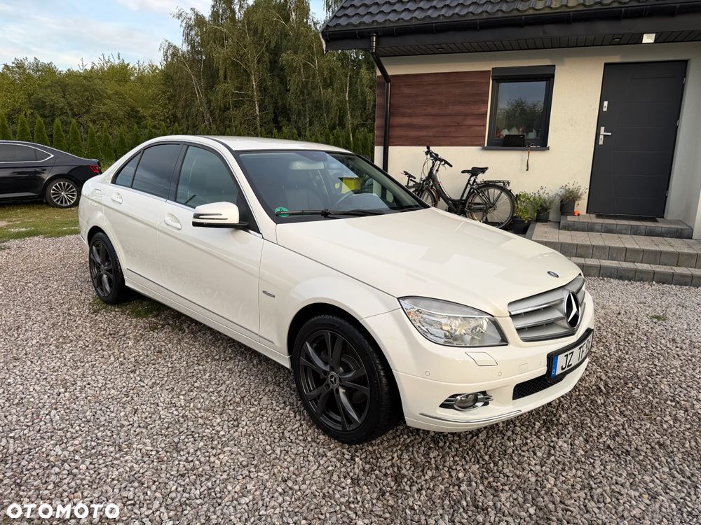 Mercedes-Benz Klasa C 250 CDI Avantgarde Edition - 4