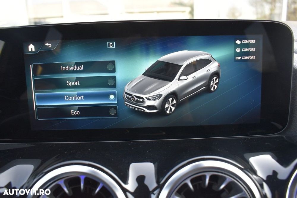 Mercedes-Benz GLA 200 4MATIC Aut. - 28