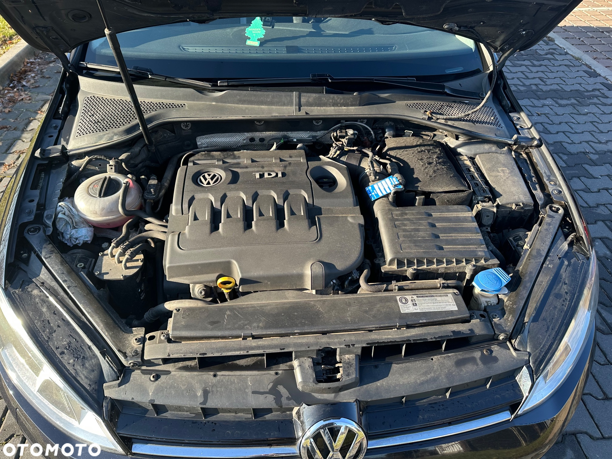 Volkswagen Golf Variant 2.0 TDI (BlueMotion Technology) Comfortline - 16