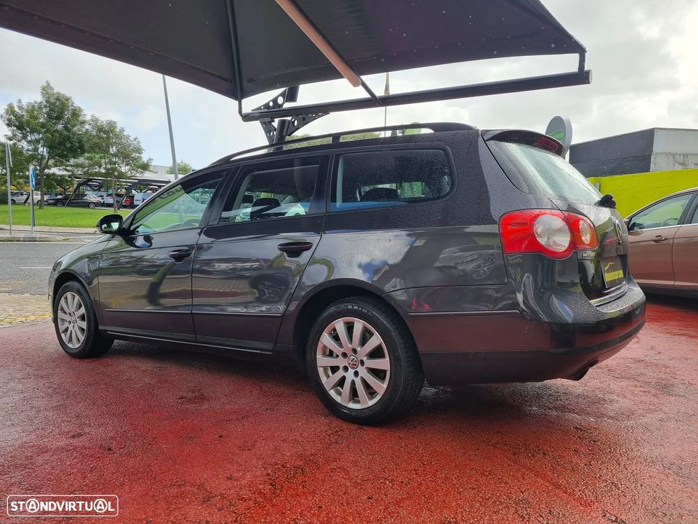 VW Passat Variant 1.6 FSi Trendline - 15