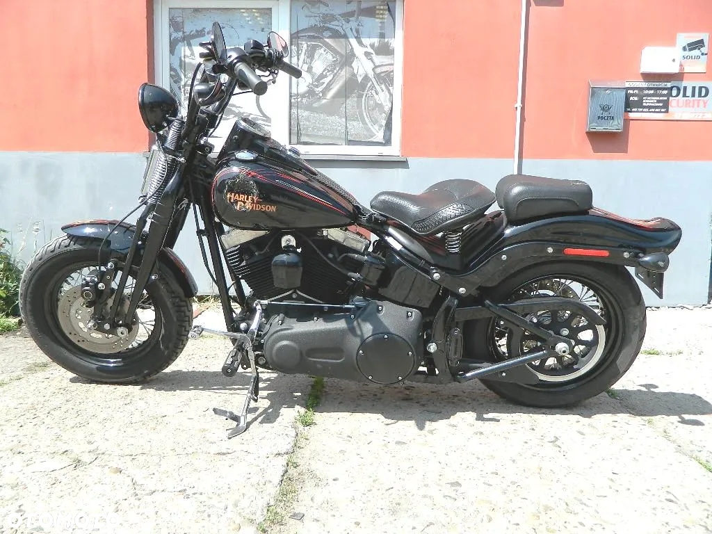 Harley-Davidson Softail Cross Bones - 2