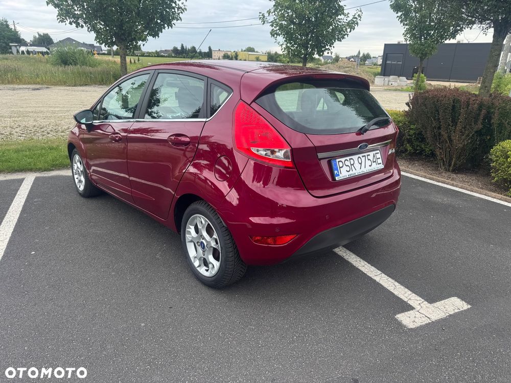 Ford Fiesta 1.6 Titanium EU5 - 3