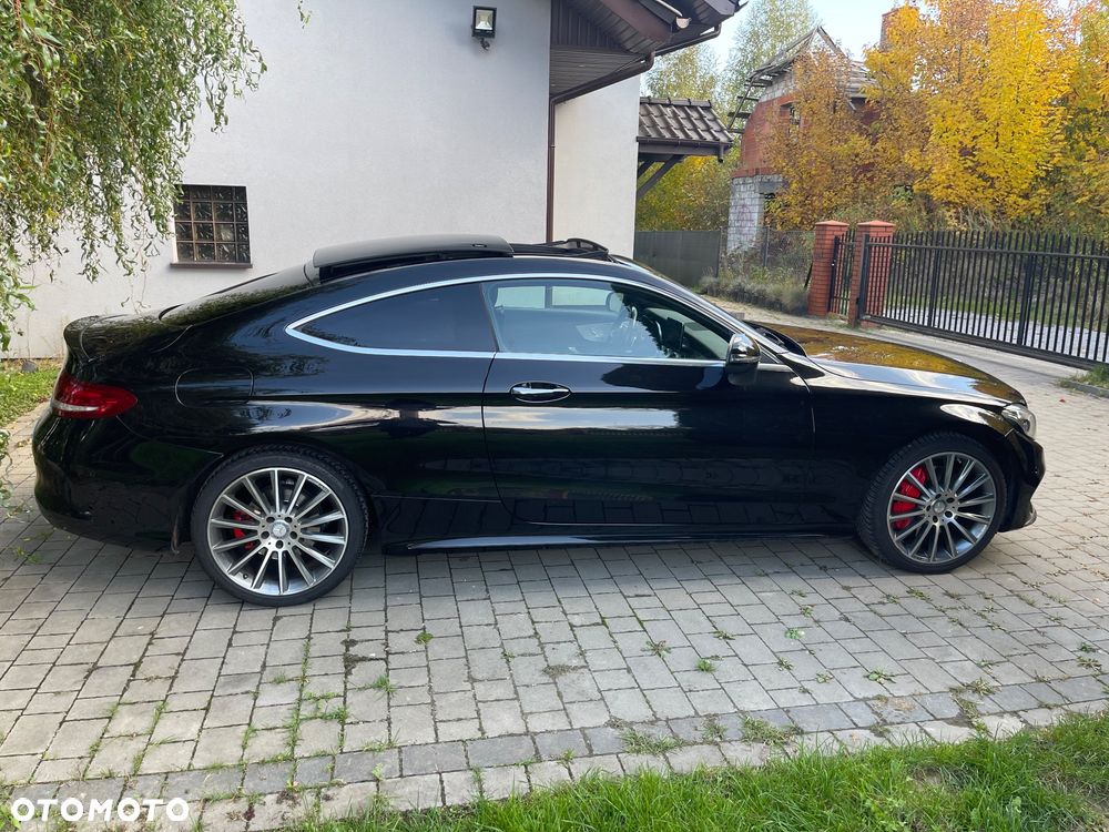 Mercedes-Benz Klasa C 300 7G-TRONIC AMG Line - 20