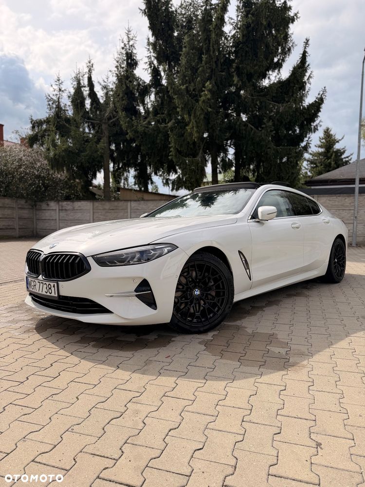 BMW Seria 8 840i xDrive - 1